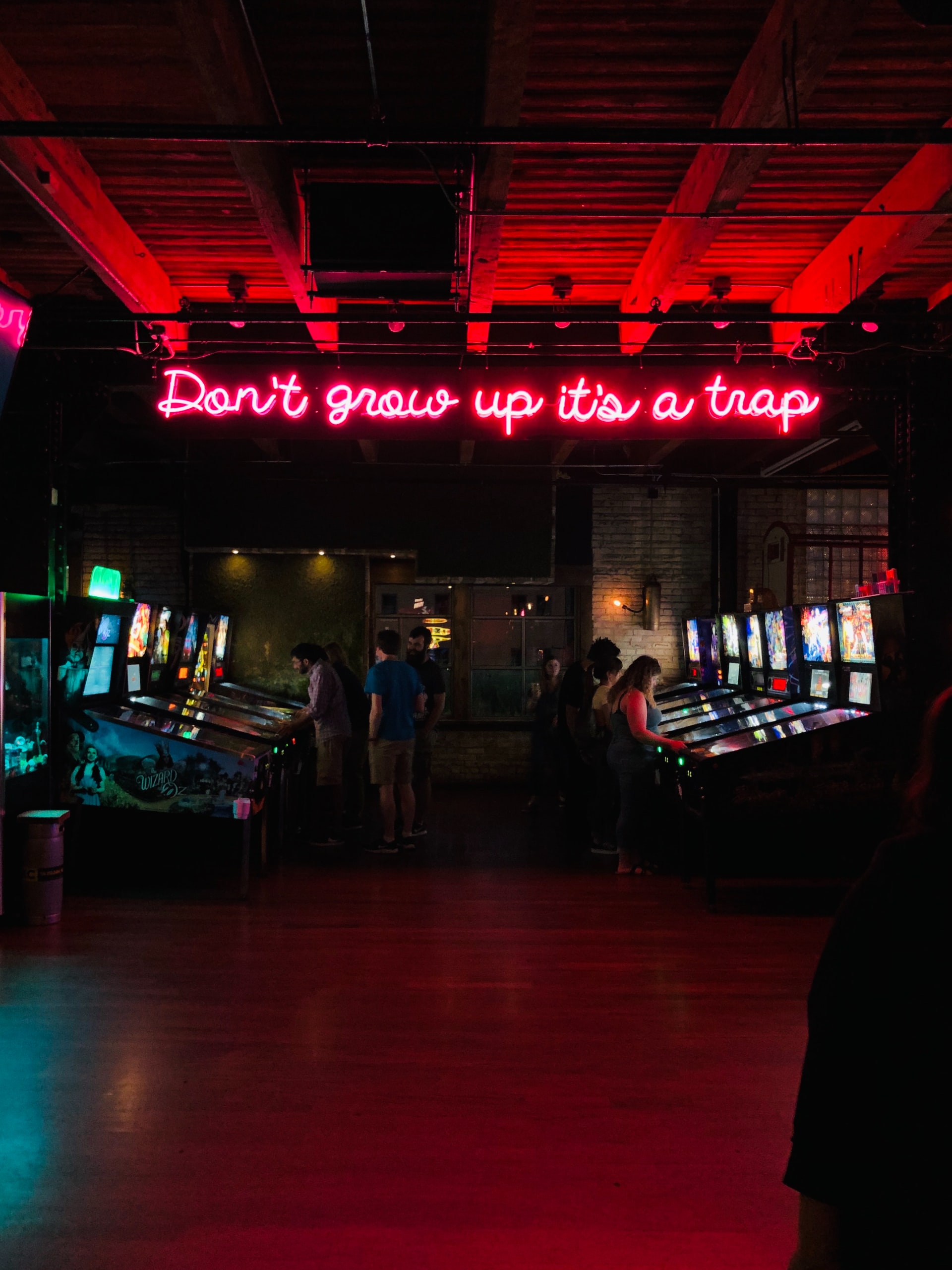 who-owns-dave-and-busters-crazy-for-business
